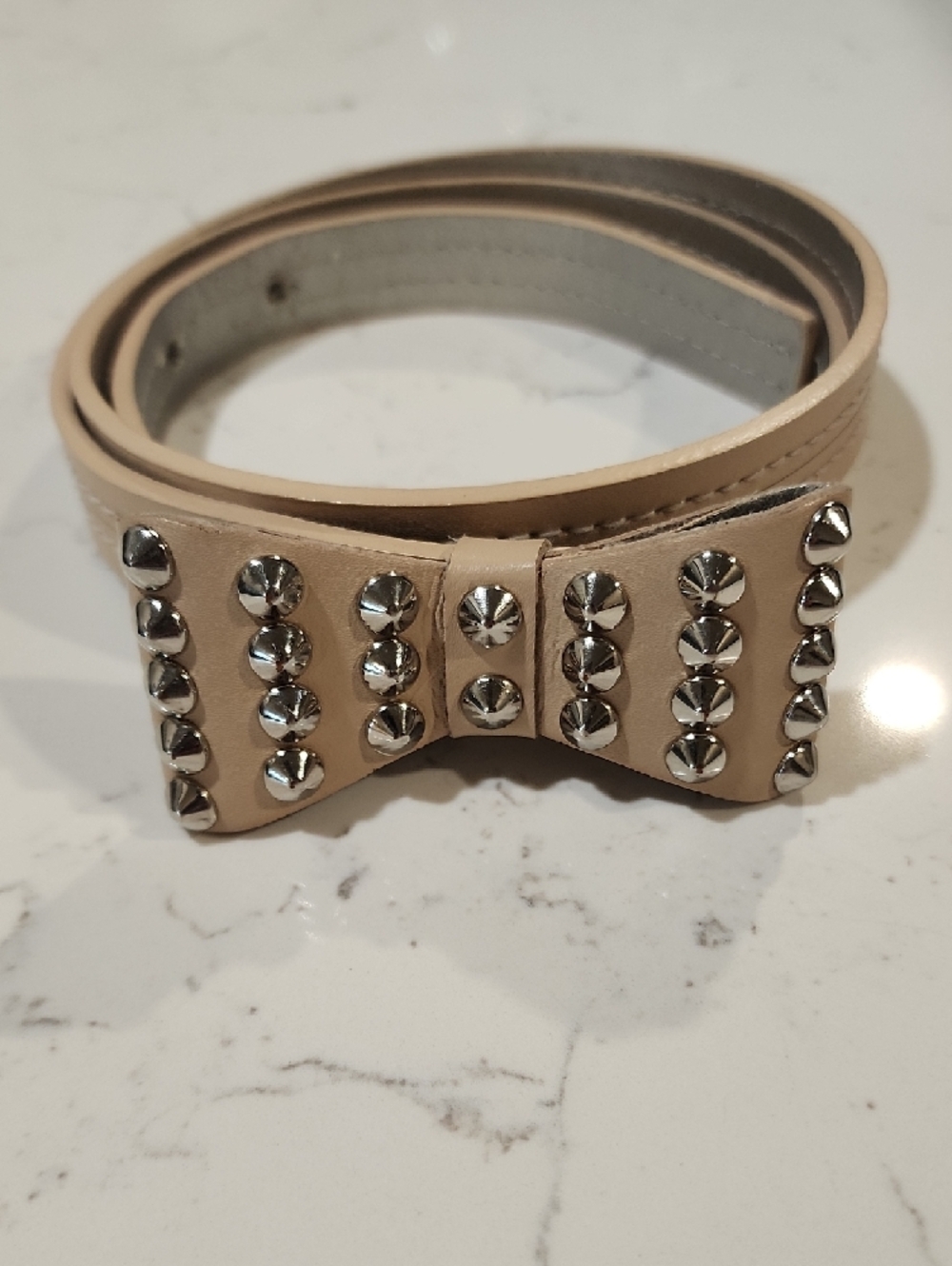 Nordstrom Women's Tan Bow Stud Belt